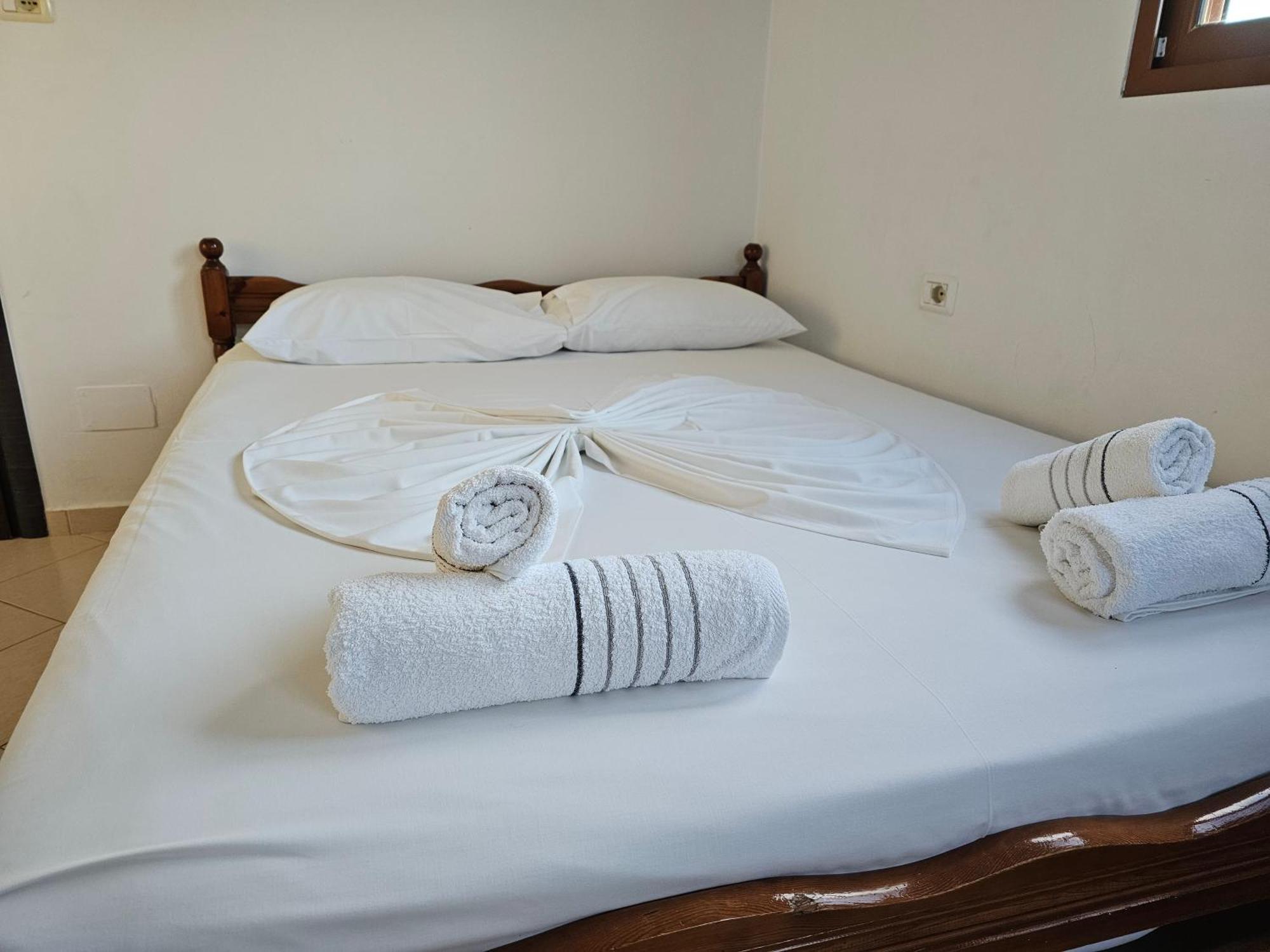 Apartments Luis كساميل المظهر الخارجي الصورة