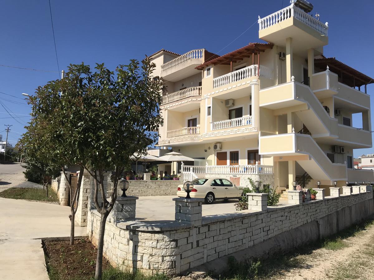 Apartments Luis كساميل المظهر الخارجي الصورة