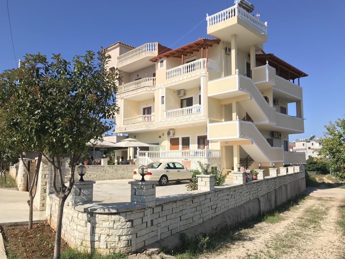 Apartments Luis كساميل المظهر الخارجي الصورة